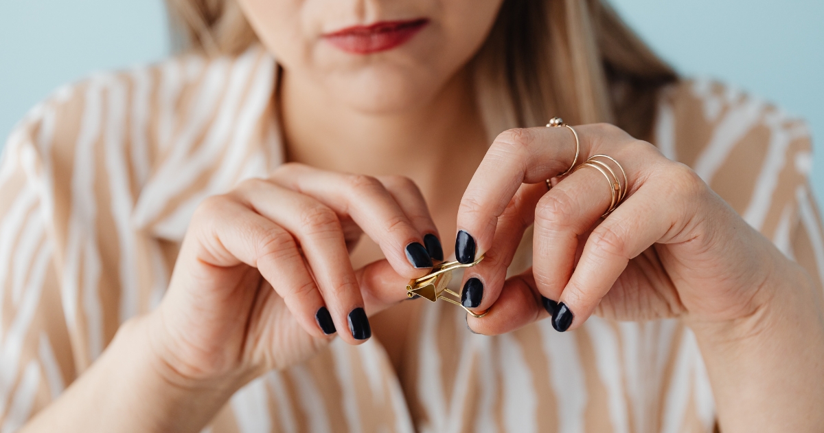 is fidgeting a sign of anxiety — supporting image 1